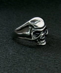 Riding Gear Hot Leathers JWR2103 Men's Punisher Skull Stainless Steel Ring